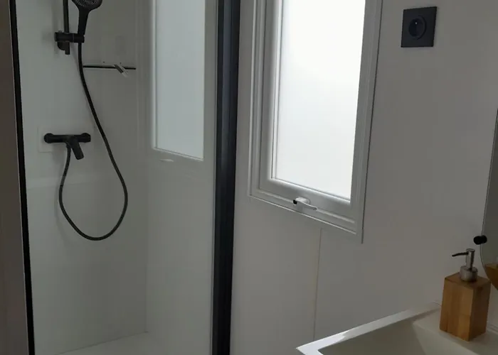 Le Picard Κάμπινγκ Tournieres